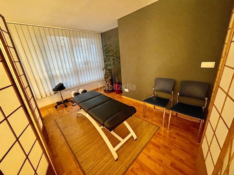 Foto cb802a02-1878-4cce-b337-12a9a4beabf6. Location local commercial avec chauffage dans Eixample Nord Girona