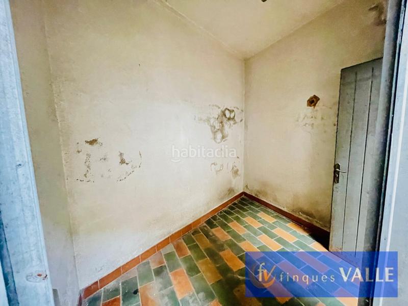 Foto a03cf6e7-a285-463a-b963-88dc70ac048f. Local comercial local almacén con garaje para construir en Malgrat de Mar