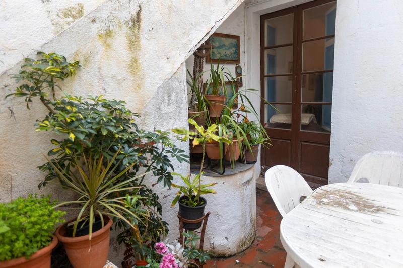 Foto 167cc080-f7ad-4c86-a604-c88015c3d2f5. Casa  de pueblo estilo pescador con ubicación inmejorable en canet, a dos minutos de la playa. en Canet de Mar