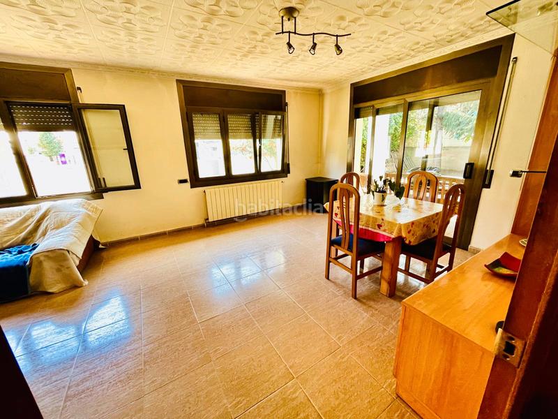 Foto 58a109fd-dd4e-4e4f-9550-b9c04fd3e52e. Xalet amb xemeneia calefacció a Centre Pineda de Mar