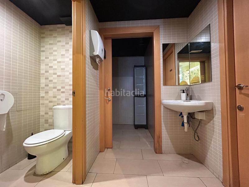 Foto 31a9efa0-e359-474a-acd6-e48b753184e0. Geschäftsraum mit heizung in Havana Mataró