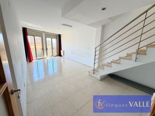 Duplex in Tordera. Dúplex en el centro, 2 habitaciones + buhardilla y terraza de 10