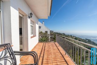 Casa a Can Carreras - Montessol. Casa a 4 vientos con dos viviendas independientes con vistas imp
