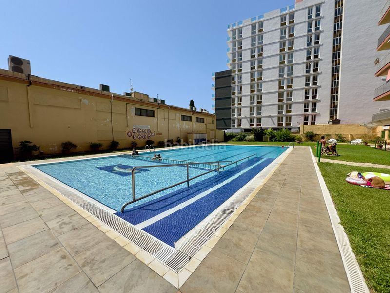 Foto c43796f1-0ea9-4778-870a-6e6fcdac7709. Pis amb piscina a Malgrat de Mar
