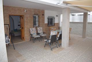 Lloguer Casa a Calle campo velilla 88d. Casa completamente renovada a primera linea de playa