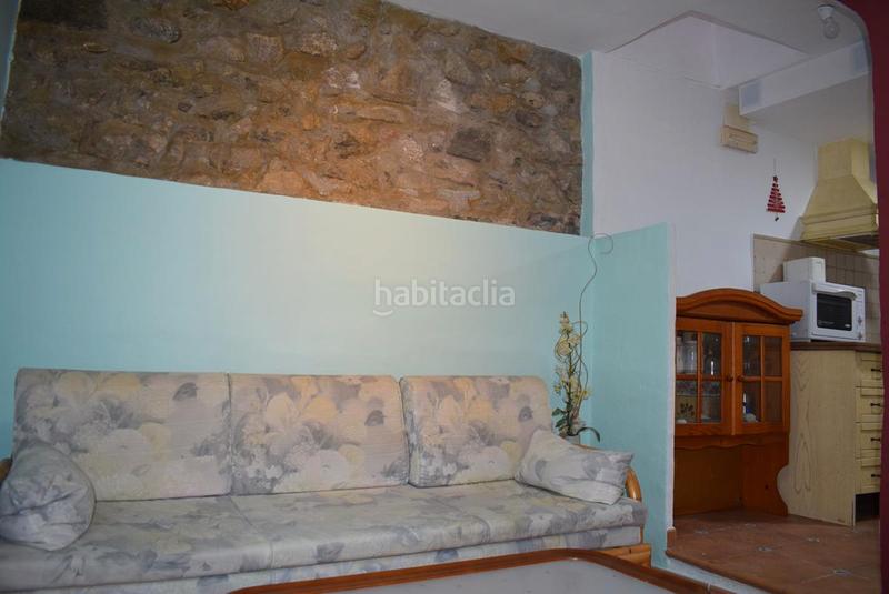 Foto 18ee1fe9-7a07-4182-9bba-52e7cdcdfaea. Casa aparellada a calle clavelicos alto 17 a Almuñecar centro Almuñécar