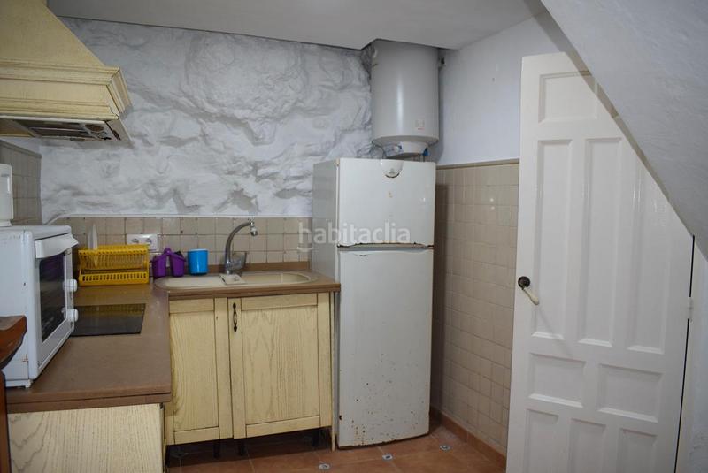 Foto 289c2779-54bb-445d-b7c7-aa0c4fb48669. Casa aparellada a calle clavelicos alto 17 a Almuñecar centro Almuñécar