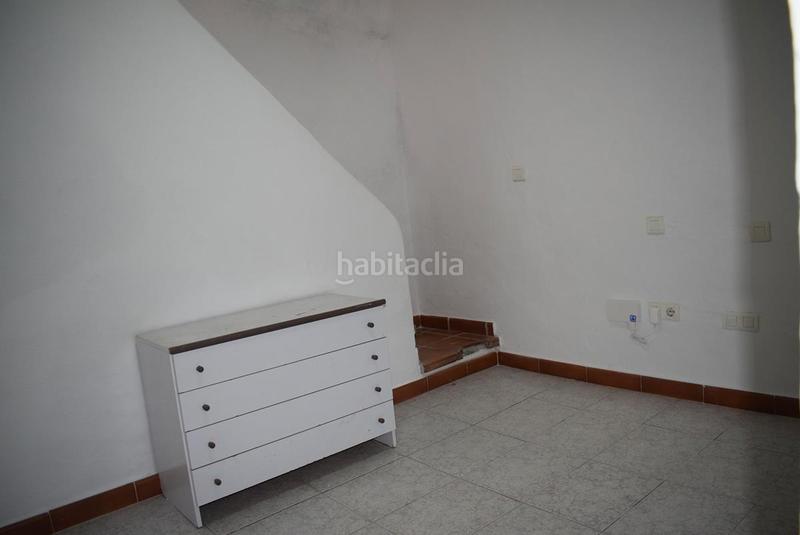 Foto e62867b3-3e8e-45a0-ad95-96fd66e618c1. Casa aparellada a calle clavelicos alto 17 a Almuñecar centro Almuñécar