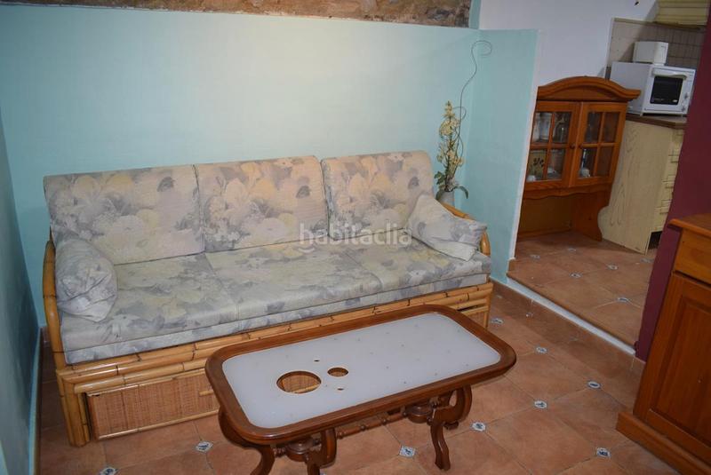 Foto fb31b6a0-7552-48aa-a079-0bd769f07c7d. Casa aparellada a calle clavelicos alto 17 a Almuñecar centro Almuñécar