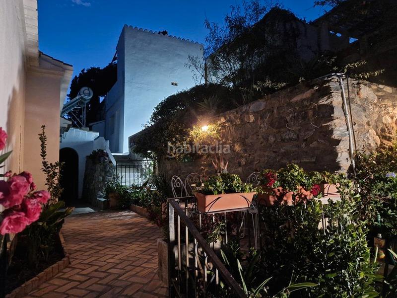 Foto ad6c0b23-6077-4087-9676-59c7b156a111. Alquiler chalet en calle montañés alto 9 villa de ensueño con vistas panorámicas en Almuñécar