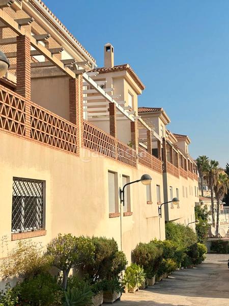 Foto 3e3dd05a-98ea-4140-b50b-d250d58fb04c. Casa adossada a calle torrepinos 14 a Velilla - Velilla Taramay Almuñécar