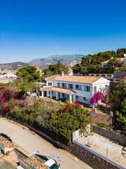Casa a Punta La Mona. Gran villa con vistas increíbles al mar