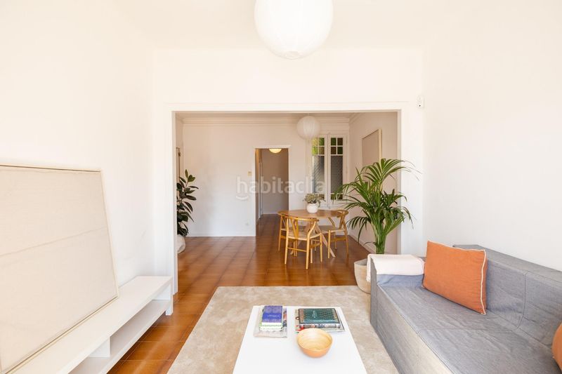 Foto 3a4271a7-895a-4a9f-8263-c02dc828c526. Etagenwohnung mit heizung in Fort Pienc Barcelona