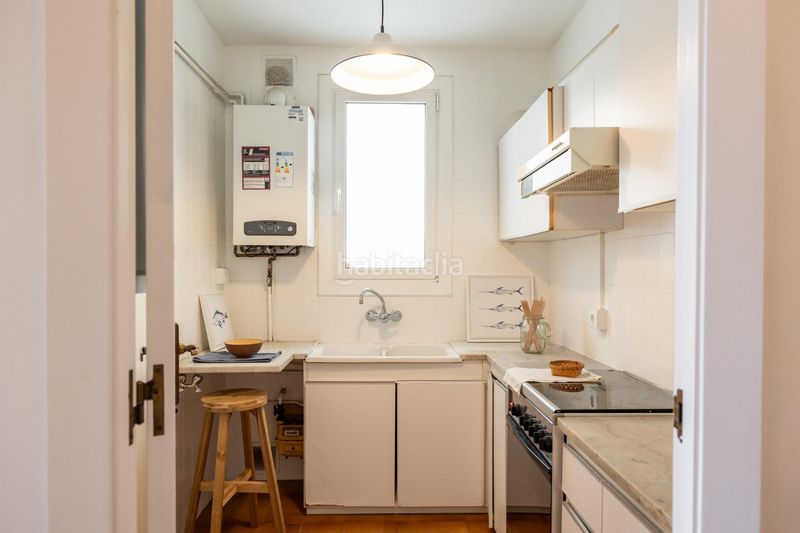 Foto 8d02f60f-b0c5-49c4-a3f3-7e0fa262e28b. Etagenwohnung mit heizung in Fort Pienc Barcelona