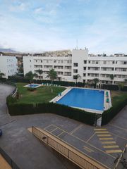 Rent Flat  Urbanización miraflores. Espetacular piso de 64 mt2 disponible !!!! septiembre hasta  jun