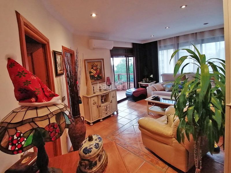 Foto 9553ec79-95bc-4b0d-9189-89b0d80a89e7. Pis amb aparcament piscina a La Colina Torremolinos