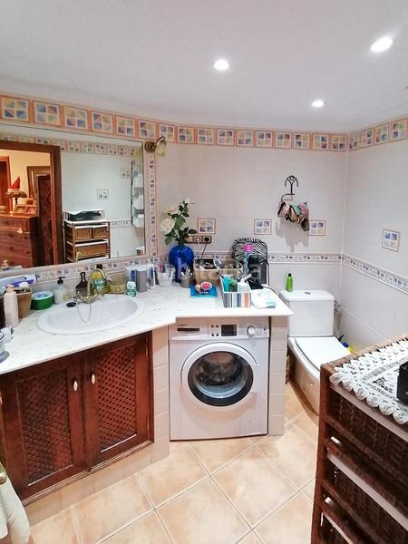 Foto 12c8a760-f30d-44e5-a3a9-1c111f5e566f. Pis amb piscina a La Colina Torremolinos