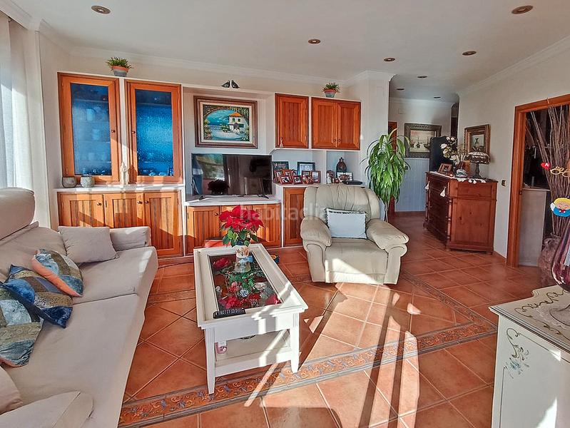 Foto 4966f7c6-ccd4-48d3-a4d3-021e12136ca3. Pis amb piscina a La Colina Torremolinos