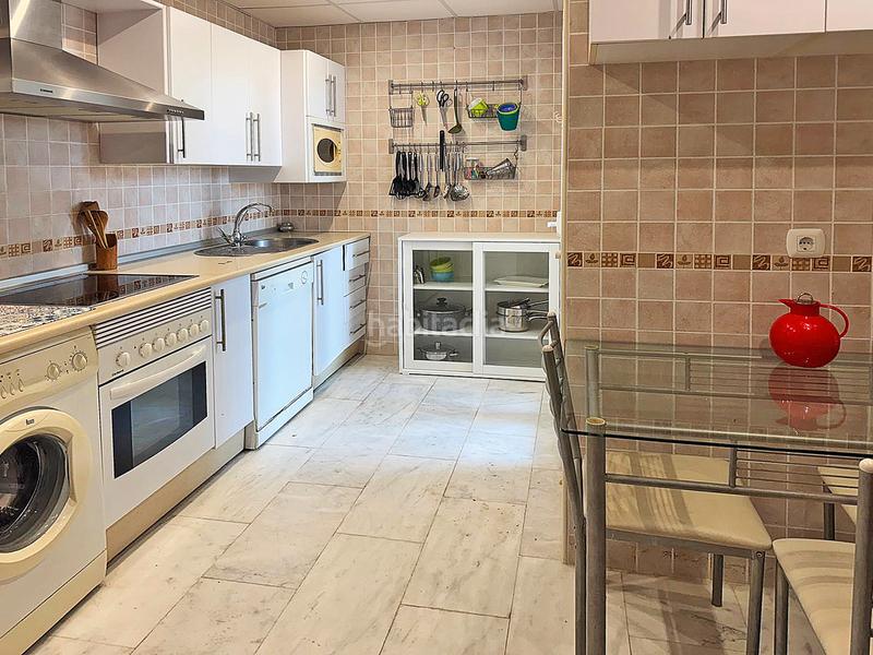 Foto 49a35881-ff60-4497-8633-9a2d6eda6db3. Reihenhaus mit parking pool in Hacienda Torrequebrada Benalmádena