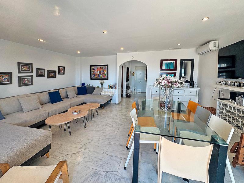 Foto 949ea632-92fc-45f2-bb74-5f820cedcf7b. Reihenhaus mit parking pool in Hacienda Torrequebrada Benalmádena