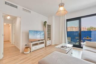 Location Appartement  Avenida de los guindos. Alquiler larga temprada malaga con parking!!!