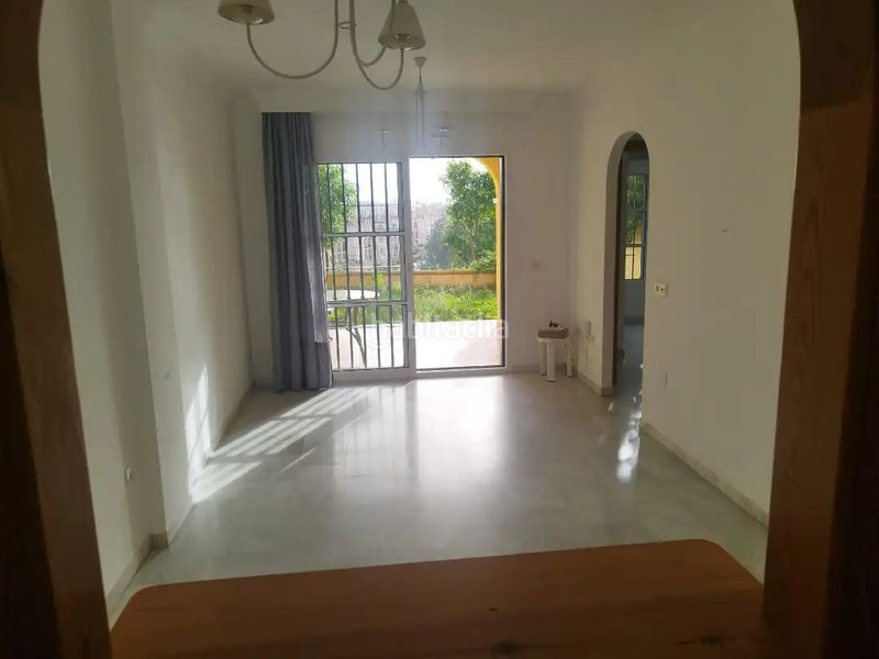Foto 1fad93b2-c28b-4d1e-8681-2da8bae505a8. Rent flat with pool in El Faro de Calaburra - Chaparral Mijas