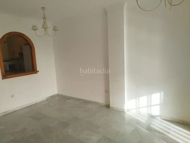 Foto df4c20ae-daa2-44a0-8694-ad547d79b03f. Rent flat with pool in El Faro de Calaburra - Chaparral Mijas