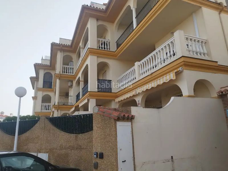 Foto ea45b6e9-b2a8-43e2-a717-0af4b034b818. Rent flat with pool in El Faro de Calaburra - Chaparral Mijas