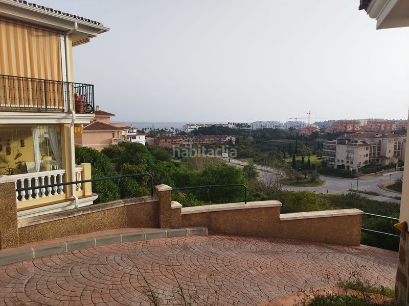 Foto eab57450-2016-4985-8e56-7cd29eac9e87. Rent flat with pool in El Faro de Calaburra - Chaparral Mijas