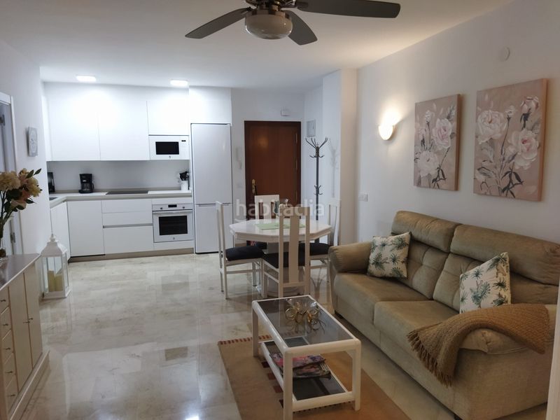 Foto 1ad8aae1-8b45-4f26-b4f1-f733d1b6ebc7. Rent flat with heating parking pool in Playa de los Boliches Fuengirola
