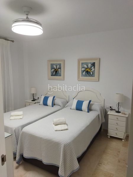 Foto 98d4f63f-e2fe-43ca-8ed0-0bdb952ba025. Rent flat with heating parking pool in Playa de los Boliches Fuengirola