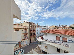 Foto 09aa9687-f1fe-4f57-bf8d-3b13e23f3e6c. Lloguer pis amb calefacció a La Carihuela - Los Nidos Torremolinos