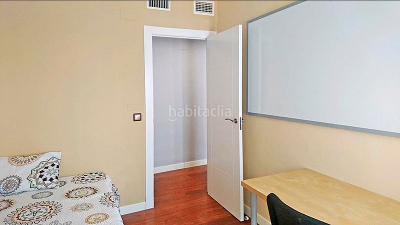 Foto 10bca186-4619-4bf5-895e-ed1d79d40073. Rent flat with heating in La Unión - Cruz de Humilladero - Los Tilos Málaga