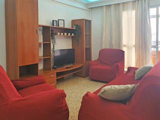 Lloguer Pis a Santa Cristina - San Rafael. Gran piso de 4 habitaciones