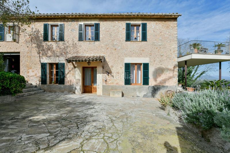 Foto e4704a84-8ed5-45d1-9330-8e4295c0dc8d. Masia amb aparcament piscina a Costitx