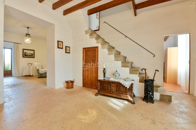 Foto ec1b8816-9b9d-4c16-b38f-4fa9bdf4b641. Masia amb aparcament piscina a Costitx