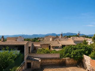 Lloguer Pis a Costitx. Amplio piso de 130 m2 con terraza y vistas a la serra de tramunt
