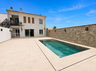 Lloguer Planta baixa a Llubí. Planta baja reformada con piscina, garaje y zona de barbacoa en