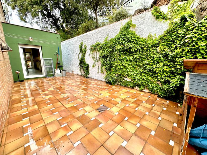 Foto 1c23a599-ecf5-4229-8355-a8b12b32f69d. Maison avec cheminée chauffage parking piscine dans Castellar del Vallès