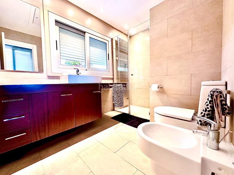 Foto 34ab50ef-622d-48dd-850c-56bddea88e44. Maison avec cheminée chauffage parking piscine dans Castellar del Vallès