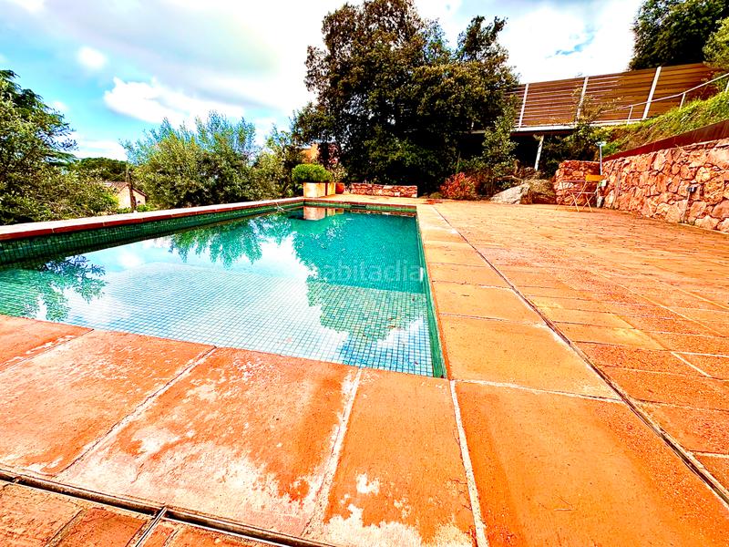 Foto 5927670e-a70b-4061-b785-9e6f22d443bc. Maison avec cheminée chauffage parking piscine dans Castellar del Vallès