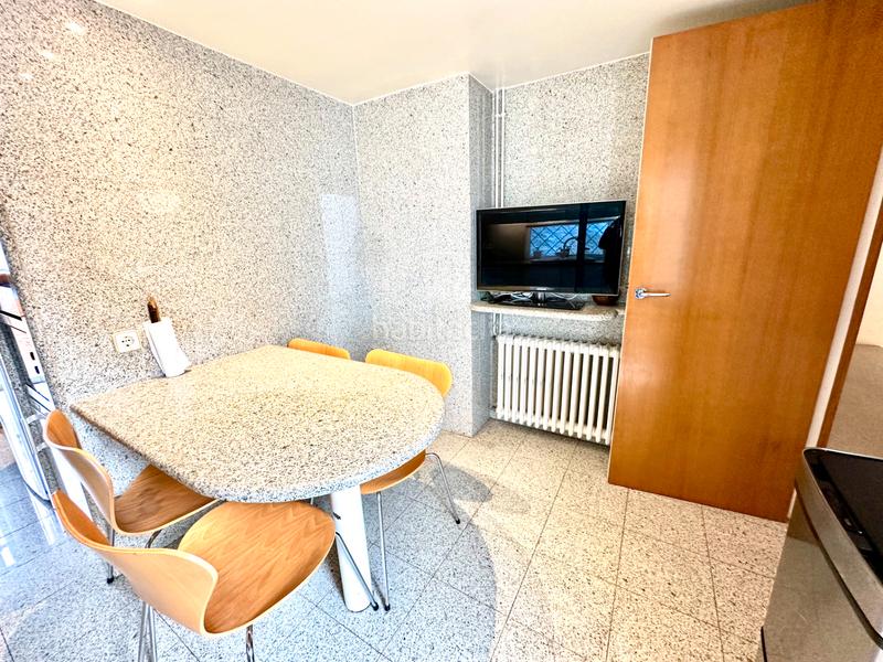 Foto 7b14be69-c627-4387-9607-b4dc0c1889bb. Maison avec cheminée chauffage parking piscine dans Castellar del Vallès