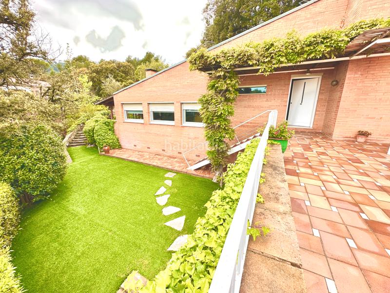 Foto dc5ed847-0e14-4e53-8549-5ab15117bdf5. Maison avec cheminée chauffage parking piscine dans Castellar del Vallès