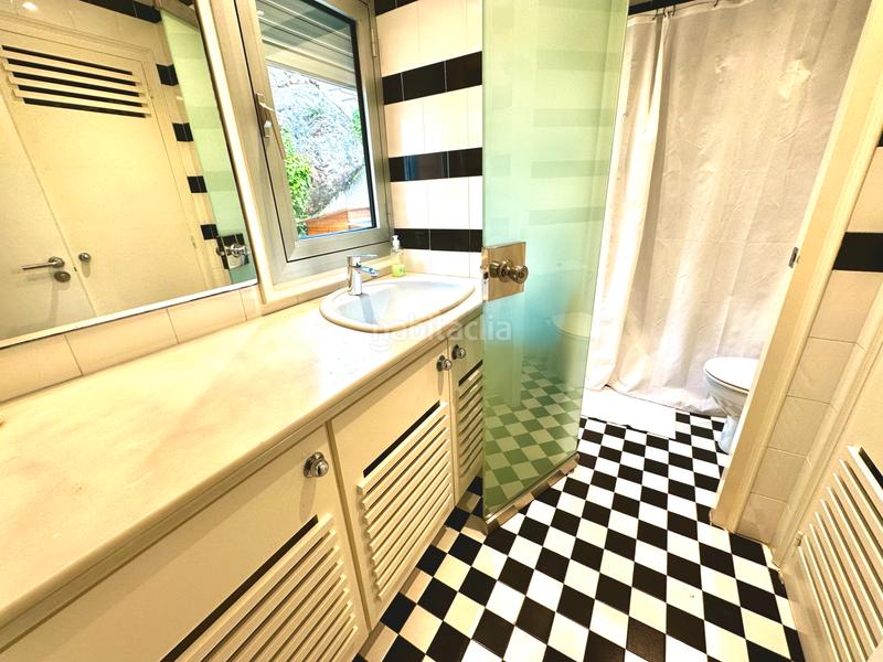 Foto f4863188-ade7-4167-b183-753493370eab. Maison avec cheminée chauffage parking piscine dans Castellar del Vallès