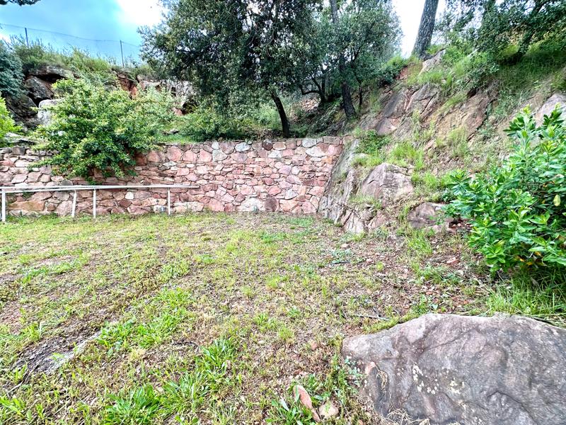 Foto ffe98a15-ebf5-4d8b-93fd-76fd383f0b0e. Maison avec cheminée chauffage parking piscine dans Castellar del Vallès