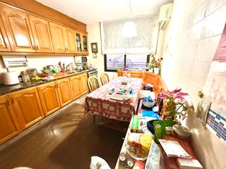 Semi detached house in Centre