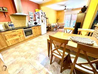 Casa adosada en Ca n'Oriac. ? exclusiva casa en venta en can oriach (sabadell) | 224 m² | do