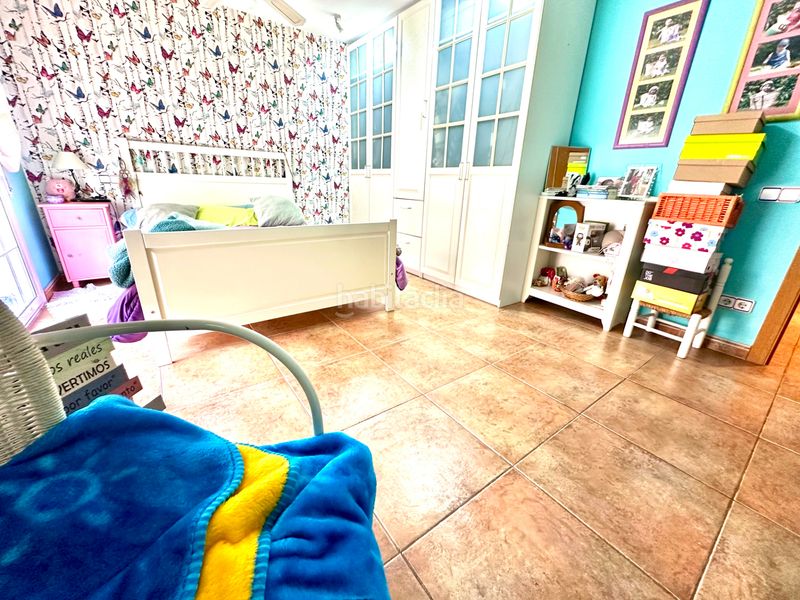Foto 42aba785-7835-4ede-b5c0-b9c9ea5fdfd6. Casa adossada amb xemeneia calefacció aparcament a Sabadell