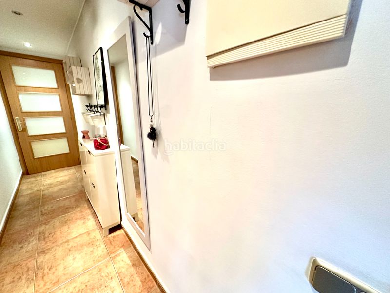 Foto ae858c7b-8e0c-438e-a01d-f5b57c1f3850. Casa adossada amb xemeneia calefacció aparcament a Sabadell