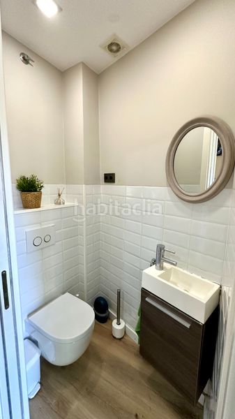 Foto f367abcf-e4ce-4f3a-8021-c026fe2daf52. Casa adossada amb calefacció a Centre Sabadell